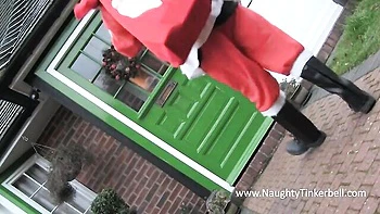 pissing,piss,toys,extreme,christmas