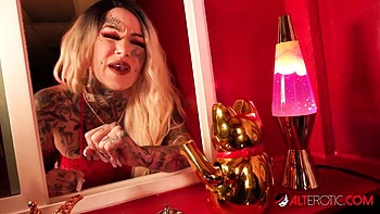 tattoos,small-tits,hd,strap-on,big-tits