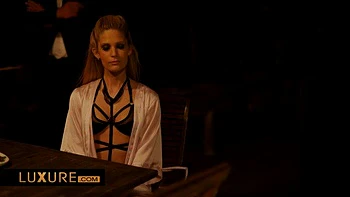 mmf,threesome,fmm,doggy,fmm-in-threesome