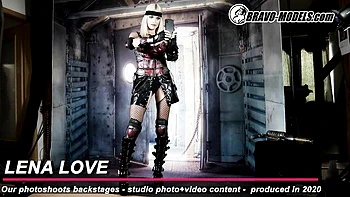 backstage,czech,behind-the-scenes,solo-female,cosplay