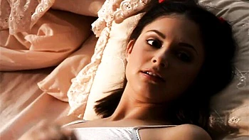 ass-eating,babe,fingering,deep-throat,shaved