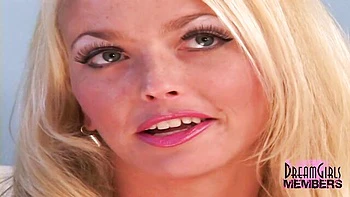 amateur,hd,casting-couch,nude-interview,big-tits