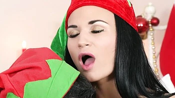 oral,cowgirl,curvy,blowjob,straight-hair