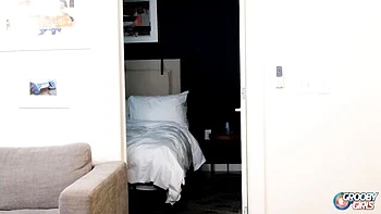 lingerie,masturbation,solo-male,feet,short-hair