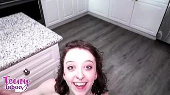 amateur,female-orgasm,kitchen-counter-fuck,kitchen-counter,creampie
