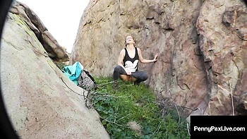 outdoor,babe,pornstar,glasses,natural-boobs