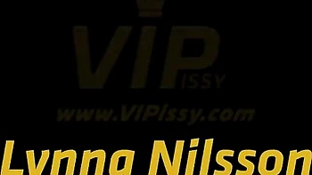 fetish,pee-play,blonde,piss-fuck,hd