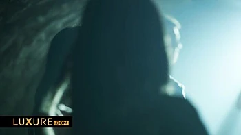 brunette,stockings,pussy-licking,babe,handjob