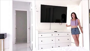 small-and-tiny,pornstar,brunette,step-fantasy,doggystyle-pov