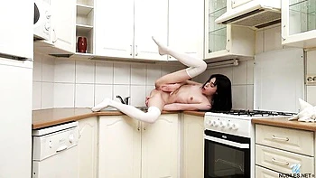 posing,skinny,solo,long-hair,teen-18