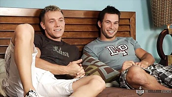 red-head,hd,blowjob,fmm-in-threesome,show-off