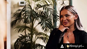 petite-brunette,milf,blonde,hd,almost-caught