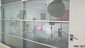 reverse-cowgirl,italian,doggystyle,big-cock,pornstar