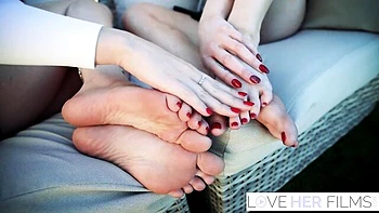 foot-porn,public,hd,kinky,feet