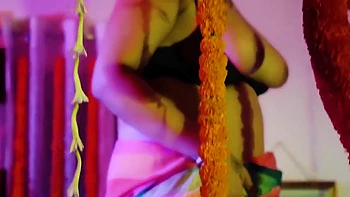 hd,desi,busty-milf,boobs,desi-milf