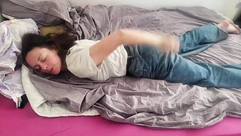 amateur,masturbation,french,female-orgasm,wife