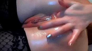 teens,big-butt,fingering,anal