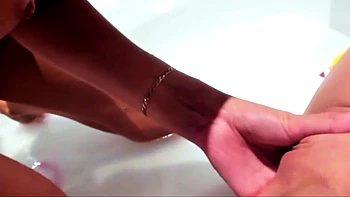 brunette,lesbian,teen,lick,shower