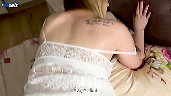 dripping,boobs,huge-tits,amateur,homemade