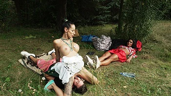 fake-tits,pussy-licking,pov,outdoor,pornstar