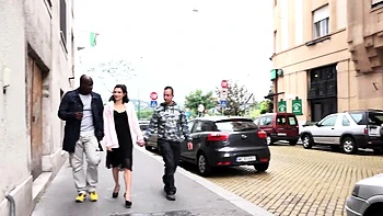 lick,hardcore,interracial,brunette,cuckold