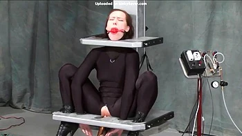 lesbian,bondage,hardcore,fetish,bdsm