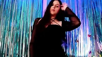 solo,milf,toys,brunette,masturbation