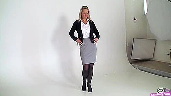 hooters,babe,dick,big-ass,young-18