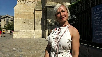 gangbang,milf,big-tits,french,lingerie