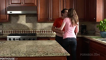 american,european,pornstar,brunette