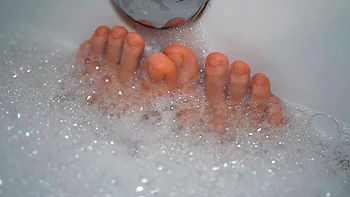 foot-fetish,shower