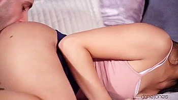 teens,thai,brunette,young-18,teen-18