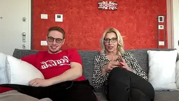 amateur,pompino,collant,cumshot,bukkake