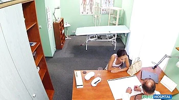 blowjob,oral,doctor,big-ass,long-hair