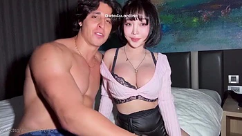 teen-18,busty-amateur,blowjob-cumshot,tattoo,huge-tits