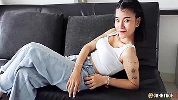 thai,interracial,fitness,mom,milf-pov