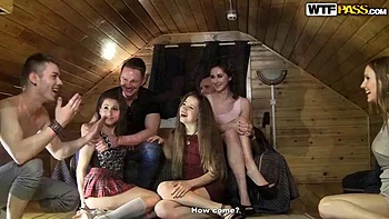 blowjobs,group-sex,brunette