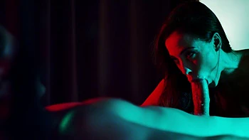 brunette,spread-legs,blowjob,big-dick,bed