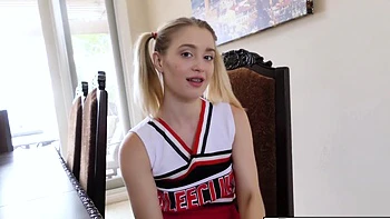 socks,blondes,blowjob,couple,pussy