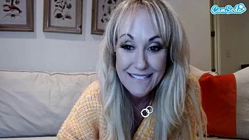 tits,milf,solo,teasing,babes