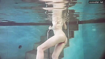 tight-pussy,brunette,masturbating,small-tits,amateur