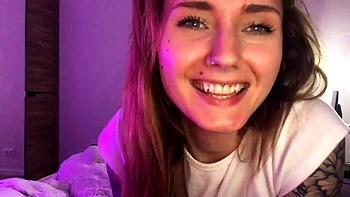 big-tits,public-nudity,amateur,tits