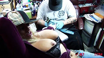 pornstar,tattooed,getting-tattoo,big-tits,solo