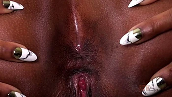 sexy-lingerie,close-up,solo-female-orgasm,wet-pussy,babe