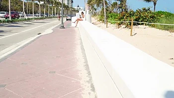 brunette,big-tits,tattoo