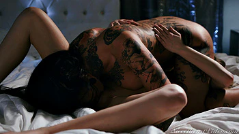 small-tits,big-ass,pussy-licking,voyeur,bedroom