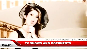 lesbian,babe,babes,girl-on-girl