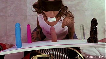 big-tits,matures,anal,big-cock,blowjobs