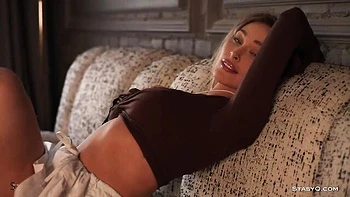 skinny,brown-hair,long-hair,fingering,teen-18