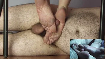 milf,fetish,amateur,feet